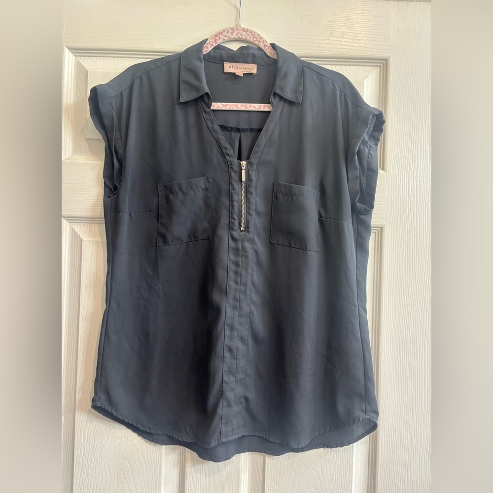 Philosophy Zip-Front Sleeveless Gray Blouse (L/XL)